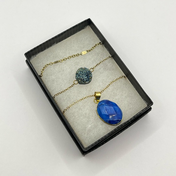 PANACEA Multi-Layered Pendant Necklace - Picture 2 of 11